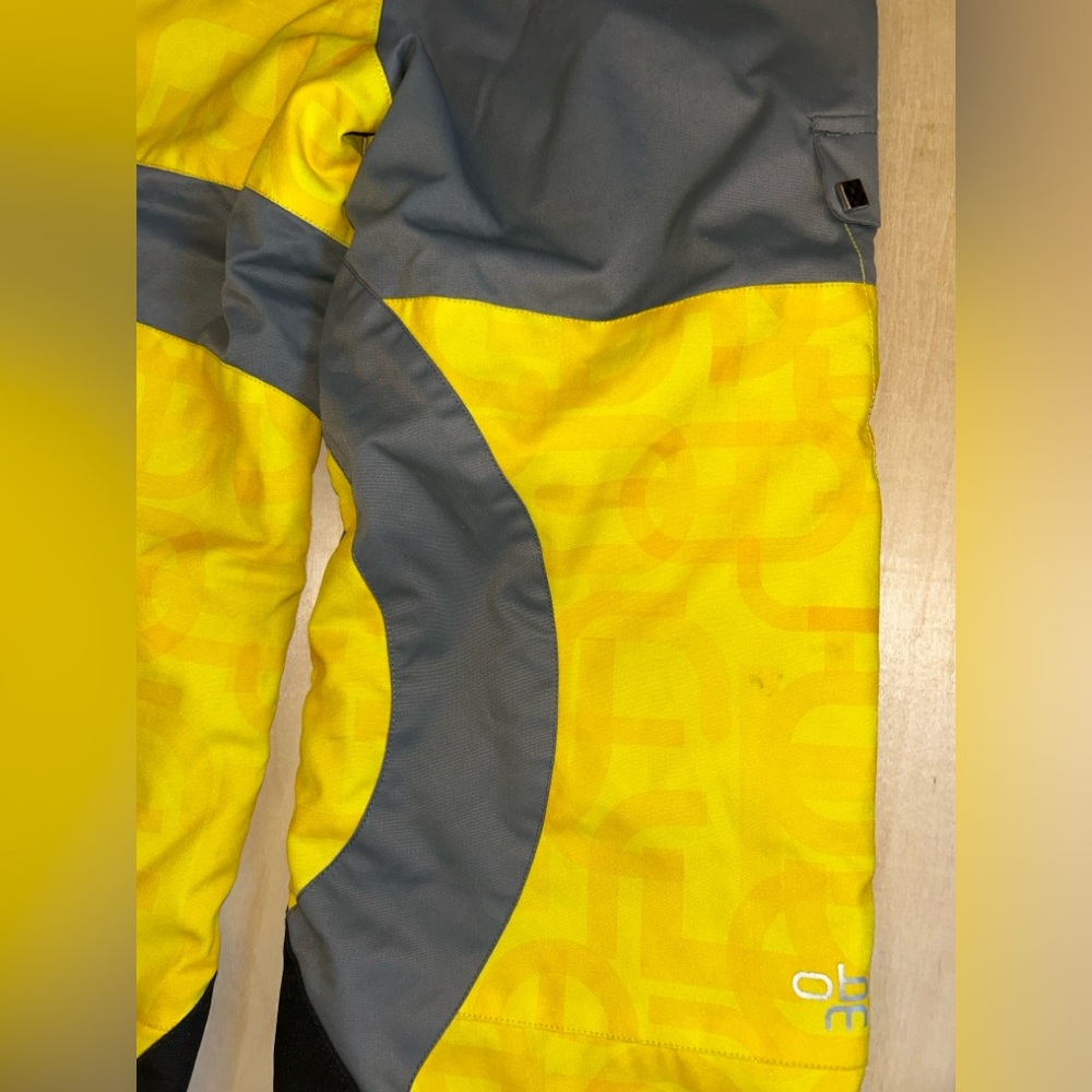 Obermeyer EXTENDED LENGTH Junior Sz 10 Snow Ski Snowboard Pants Yellow Black - Picture 9 of 16
